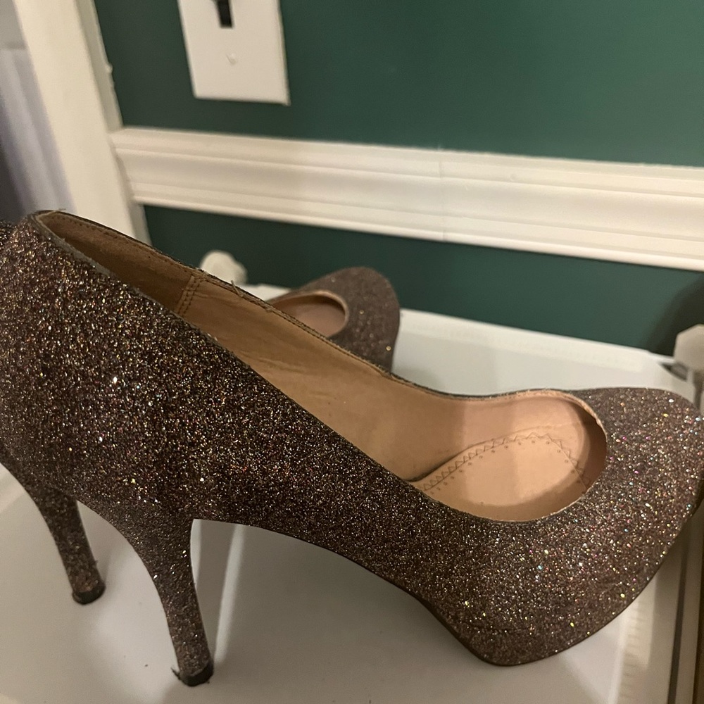 Dressy Sparkle shoes!!! Wear with jeans or dress! Like new